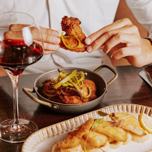 Amore plate